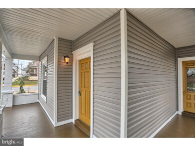 402 W High St, Womelsdorf, PA 19567 - photo 2