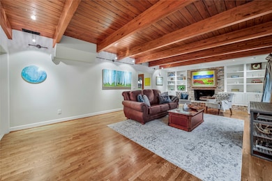 219 Yorkchester Dr, Houston, TX 77079 - photo 6