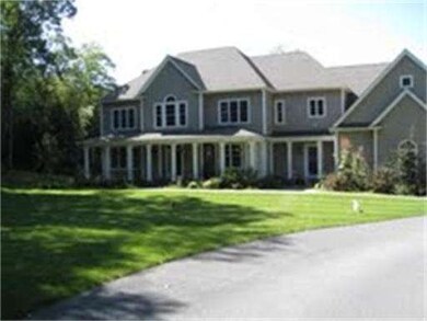 1 Manor Forest Cir, Charlton, MA 01507 - photo 3