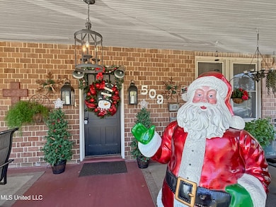 509 Jackson Ave, McComb, MS 39648 - photo 4