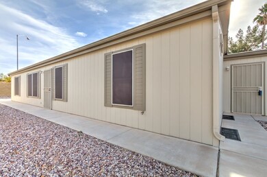 2311 N Shannon Way-5