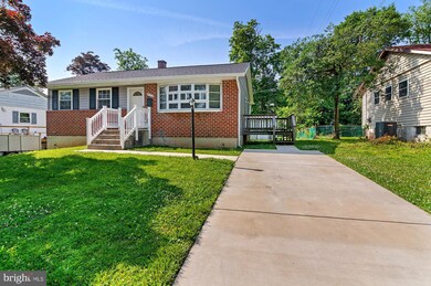 239 Candytuft Rd, Reisterstown, MD 21136 - photo 3