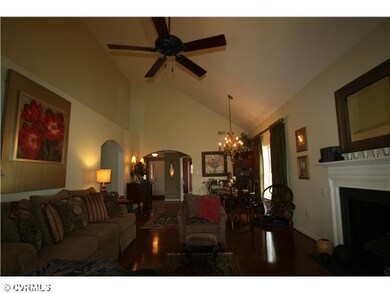 Den/Family/Great Room - Huge Great room with cathe