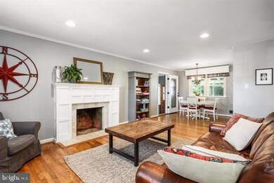 19253 Evergreen Mills Rd, Leesburg, VA 20175 - photo 2