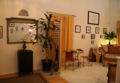 11 Living Room 6