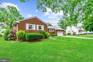 136 Castle Heights Ave, Pennsville, NJ 08070 - photo 3