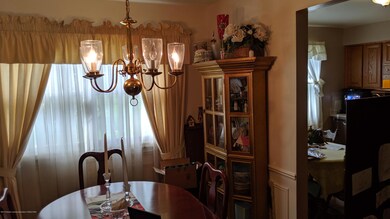 2221 Armstrong Rd, Lansing, MI 48917 - photo 5