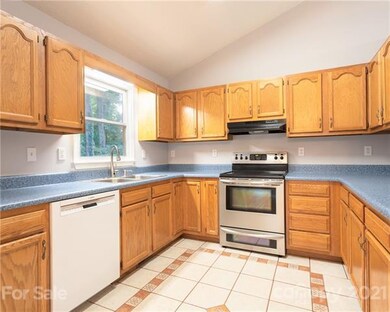 41 Ashwood Dr, Asheville, NC 28803 - photo 4