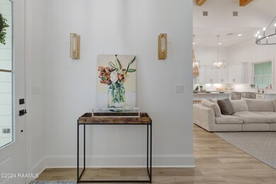 311 Canary Palm-3