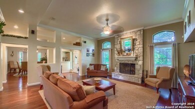 8638 Classic Oaks Ln, San Antonio, TX 78255 - photo 4