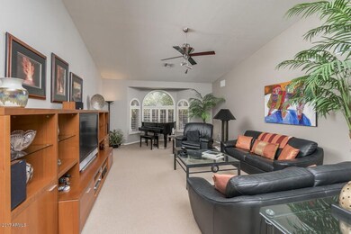 06FamilyRoom
