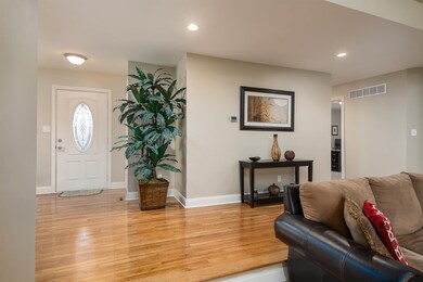 188 Lakeshore Cir, Georgetown, KY 40324 - photo 5