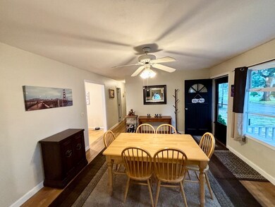 4 Brewster Dr, Warwick, RI 02889 - photo 3