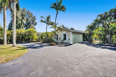 4010 S Hiatus Rd, Davie, FL 33330 - photo 4