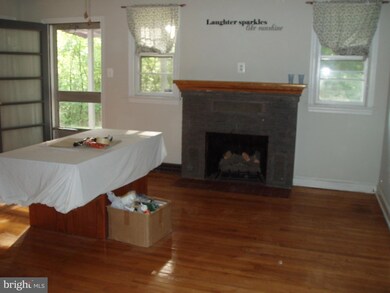 4710 Pickeral St, White Plains, MD 20695 - photo 4