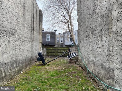 2610 Reed St, Philadelphia, PA 19146 - photo 4