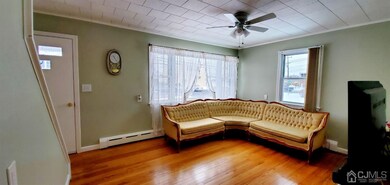 615 Clinton Ave, Middlesex, NJ 08846 - photo 5