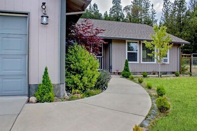 3999 Pleasant Creek Rd, Rogue River, OR 97537 - photo 5