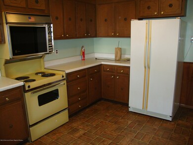 13a Snowberry 026