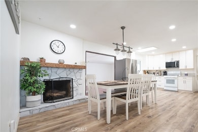 822 E Virginia St, Rialto, CA 92376 - photo 5