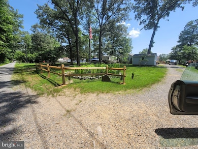 509 Creek View Ln, Colonial Beach, VA 22443 - photo 5