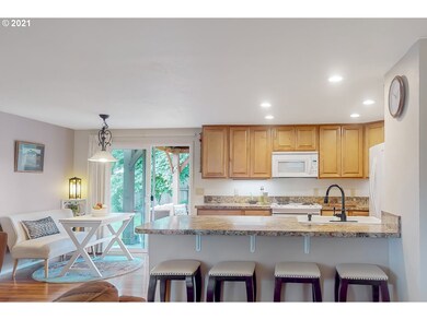 2486 York St, Eugene, OR 97404 - photo 7