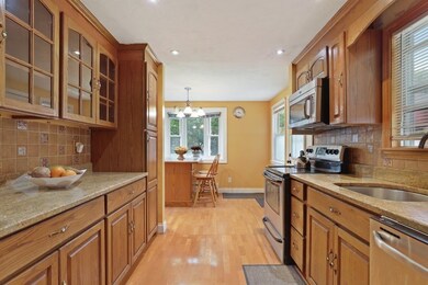 36 Bartlett Rd, Randolph, MA 02368 - photo 4
