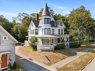 30 Messer St, Laconia, NH 03246 - photo 2