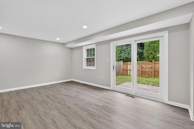 7419 Larne Ln, Lorton, VA 22079 - photo 6