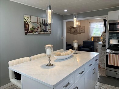 138 High St, Woonsocket, RI 02895 - photo 4