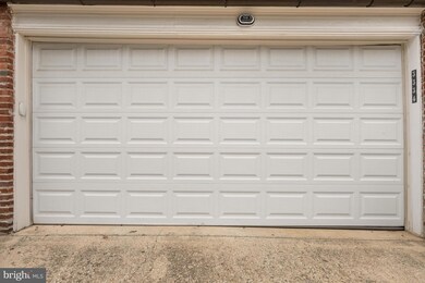 3334 Reservoir Rd NW, Washington, DC 20007 - photo 5