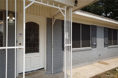 1016 W 4th St, Weslaco, TX 78596 - photo 5