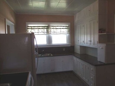 1634 Oakley Ave, Burley, ID 83318 - photo 2