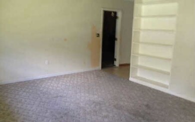 1044 NW Eadie St, Lake City, FL 32055 - photo 3