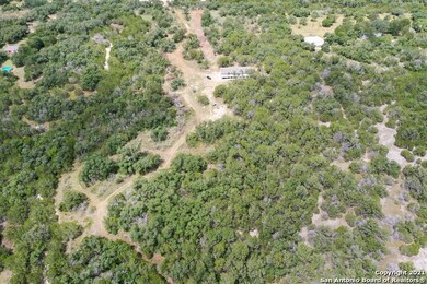 540 Private Road 233, Hondo, TX 78861 - photo 4