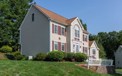 34 Sarah j Cir, Haverhill, MA 01832 - photo 3