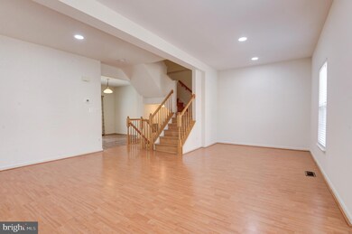 13593 Bathgate Dr, Herndon, VA 20171 - photo 6