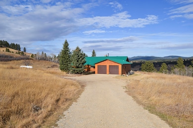 812 Railroad Ln, Lewistown, MT 59457 - photo 2