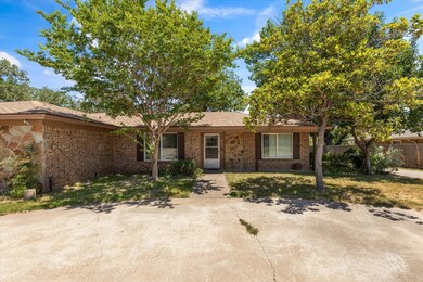 2615 W Highland Dr, Granbury, TX 76049 - photo 3