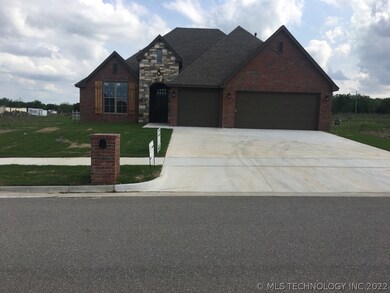 7604 E 81st Place N, Owasso, OK 74055 - photo 2