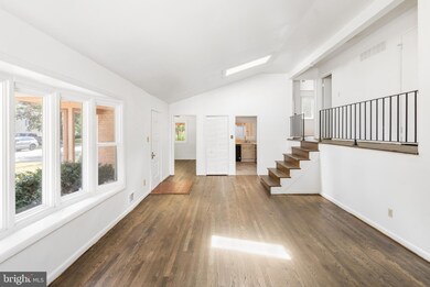 8 Wainwright Dr, Annapolis, MD 21401 - photo 5