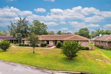 5530 Swamp Fox Rd, Jacksonville, FL 32210 - photo 3