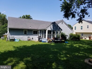 28 Maplewood Place, Swedesboro, NJ 08085 - photo 4