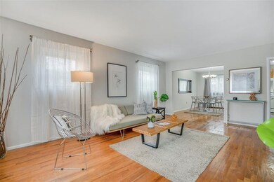 16 Towers St, Jersey City, NJ 07305 - photo 2