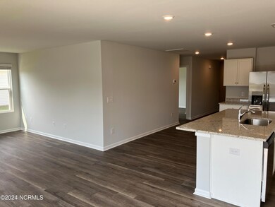 4907 Abbington Oaks Way, Boiling Spring Lakes, NC 28461 - photo 7