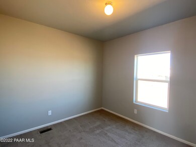 563 W Anasazi Trail, Paulden, AZ 86334 - photo 5
