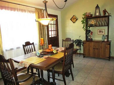 329 7th St, Rogue River, OR 97537 - photo 6