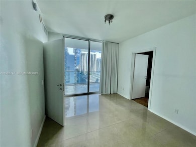 Met One unit T3011, Miami, FL 33131 - photo 6