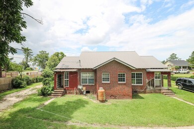 305 E 4th St, Donalsonville, GA 39845 - photo 5