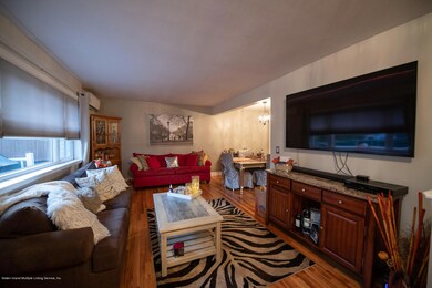 473 Willow Rd E unit 1, Staten Island, NY 10314 - photo 2